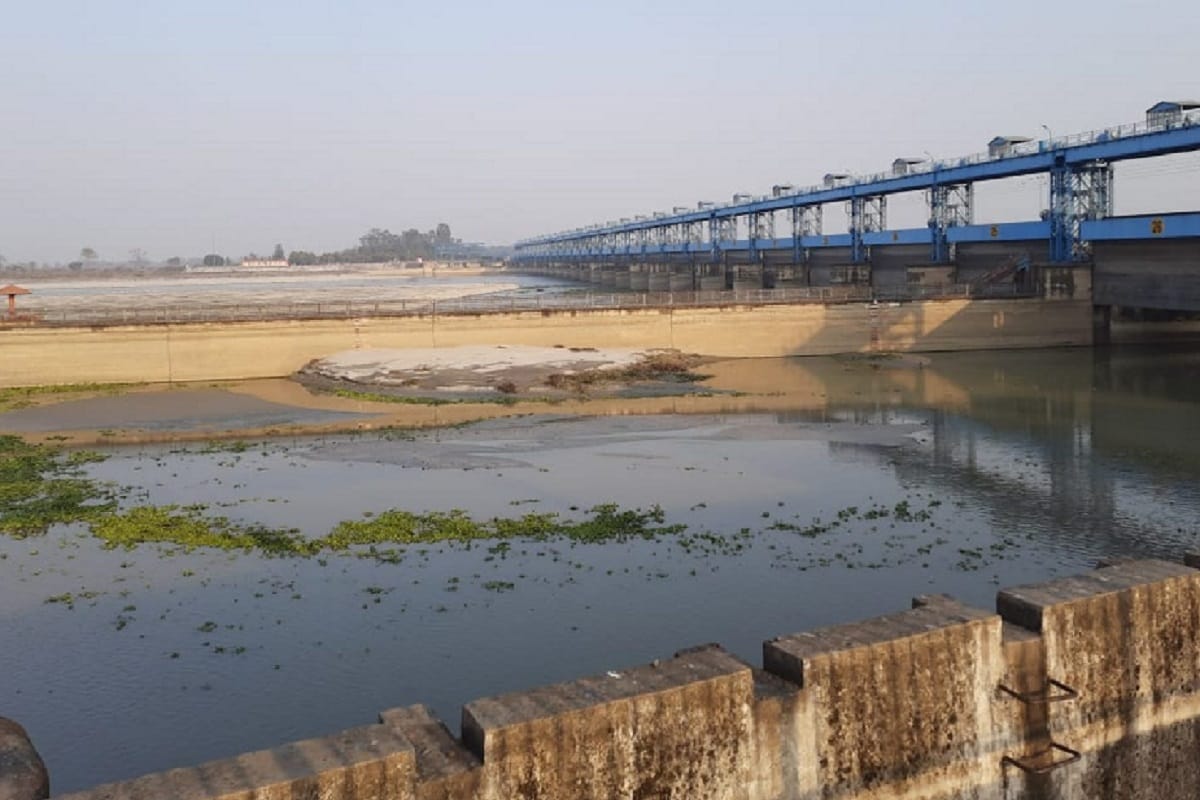 proposal for tapping of drains sent by Ganga Pollution Control Unit to the government also stuck