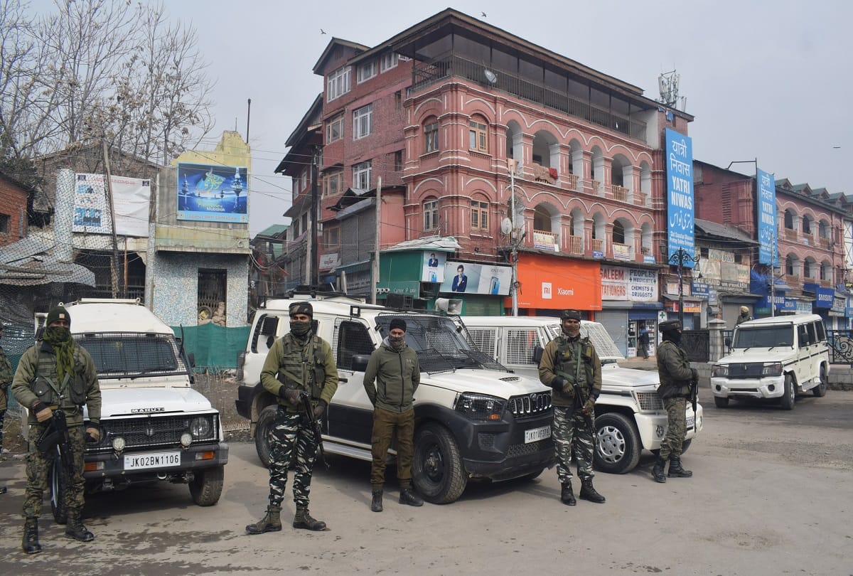 Jammu and Kashmir: Alert issued on the death anniversary of Afzal Guru, security increased