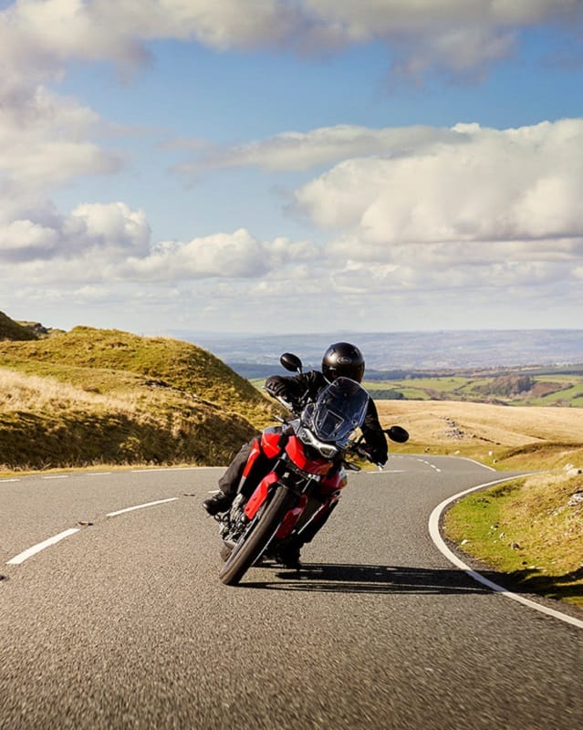 triumph tiger 850 sport launched in india triumph tiger 850 sport price india triumph tiger 850 sport 2021 specs triumph motorcycles models adventure bike triumph