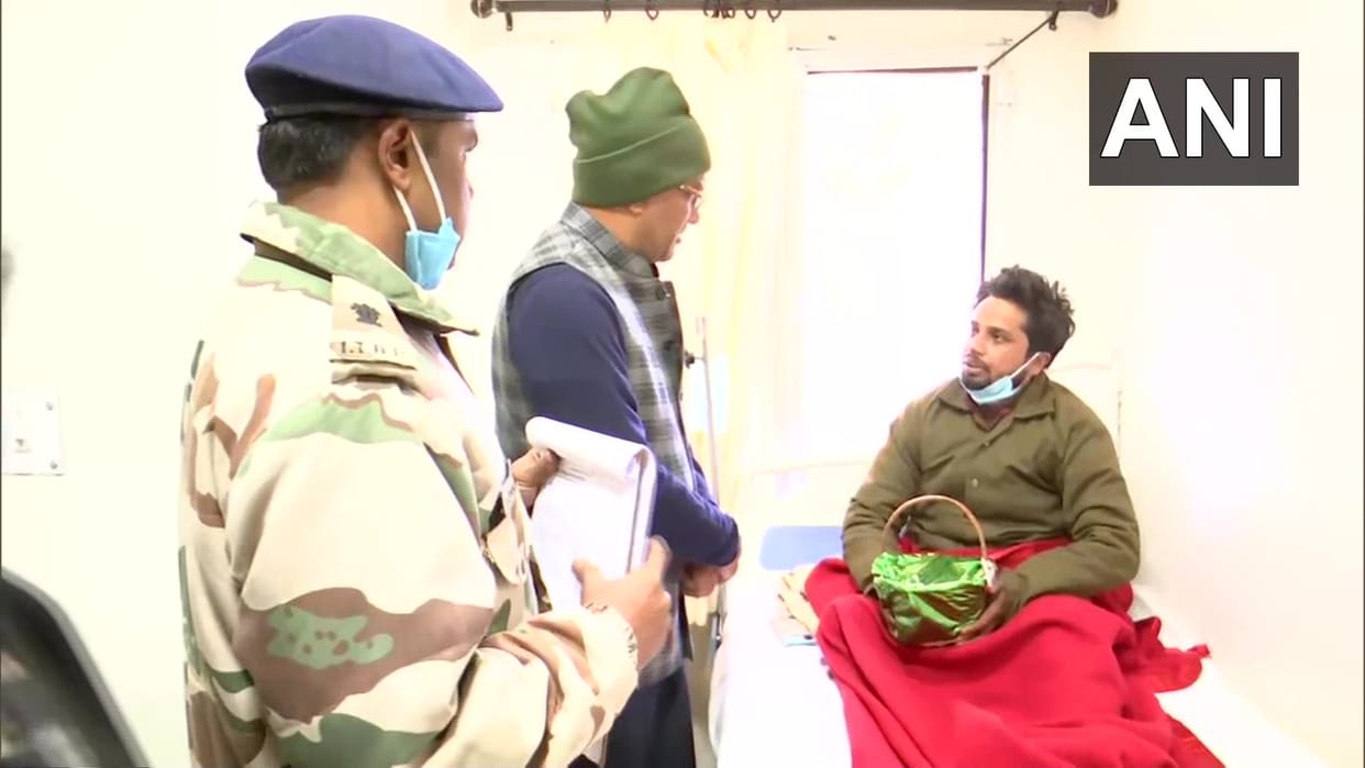 Chamoli Glacier Burst latest news : cm trivendra singh rawat meet with disaster victims in hospital