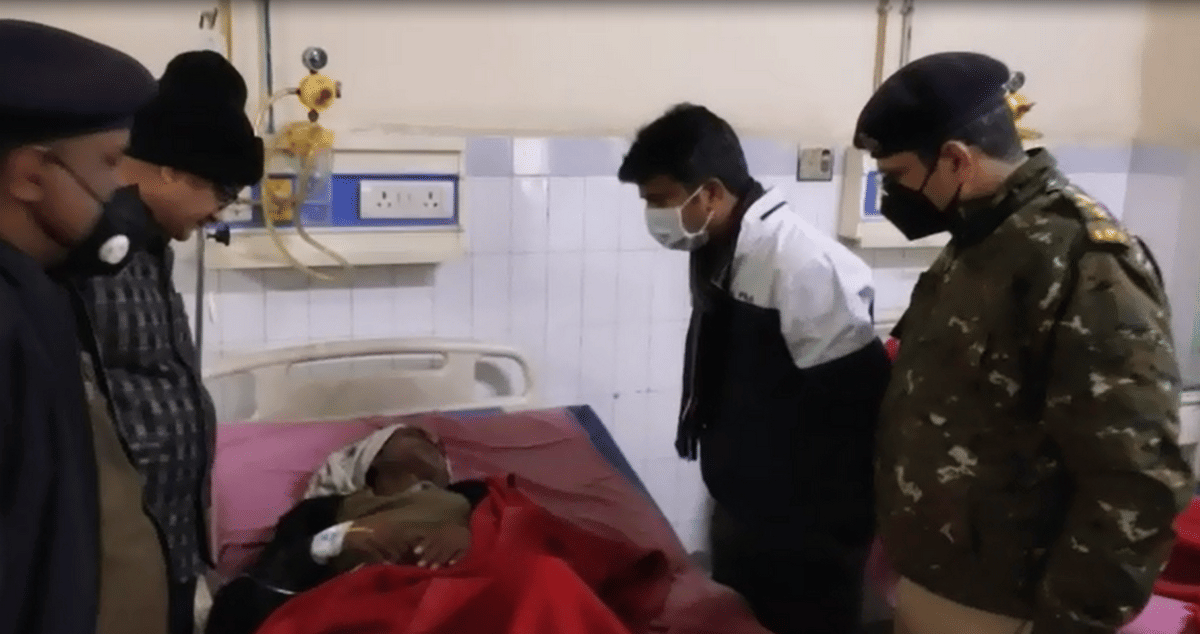 Varanasi jaunpur highway accident: truck and pickup vehicle collision 7 died and 10 injured were return from Funeral