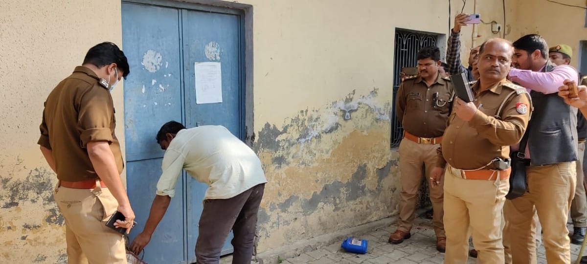 Police reached to attach property of MLA Vijay Mishra son in bhadohi up