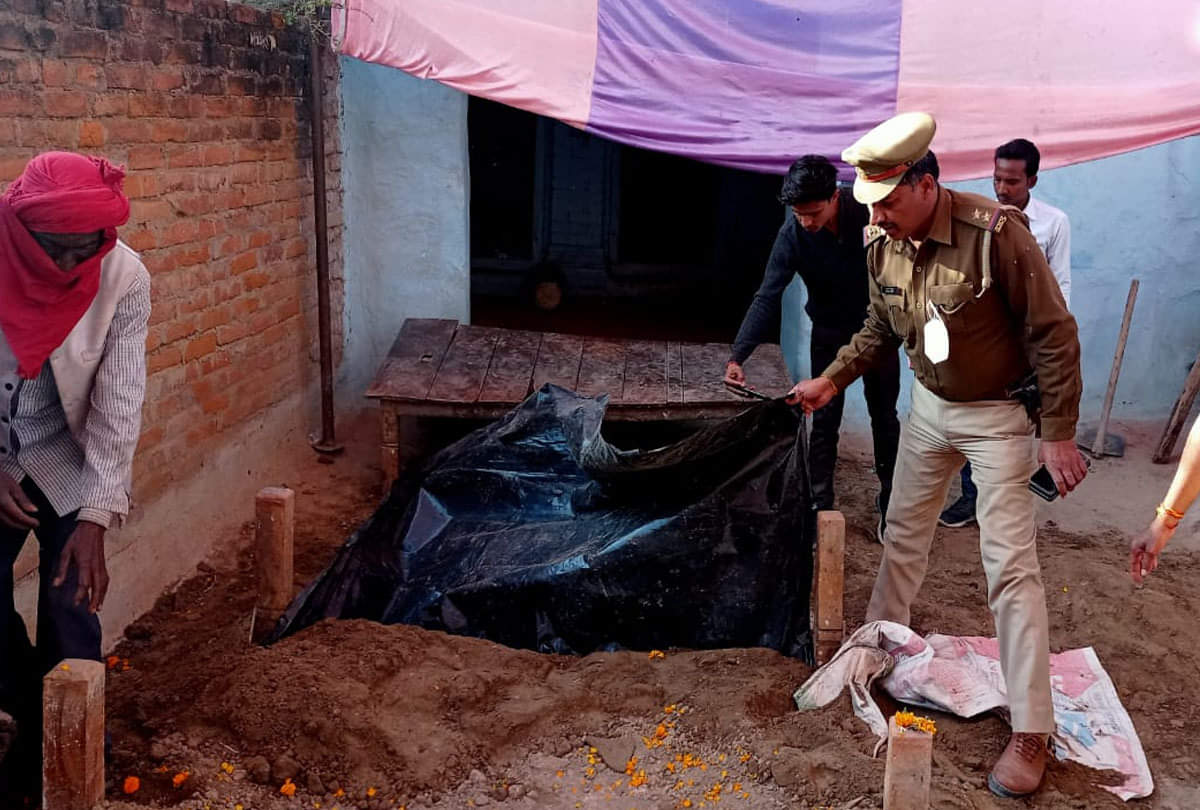 Woman tantric took samadhi in ghatampur up