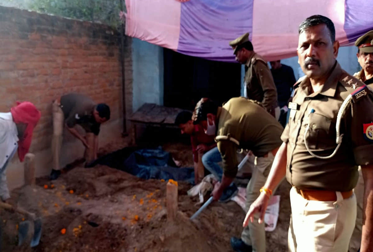 Woman tantric took samadhi in ghatampur up, news update