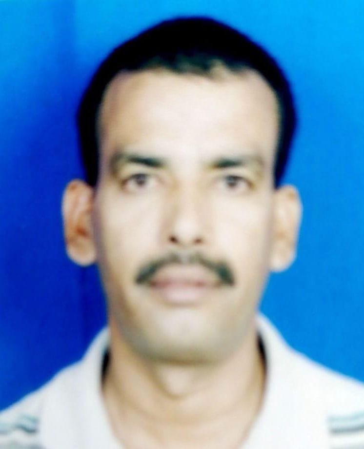 Businessman found hanging in Jhulaghat