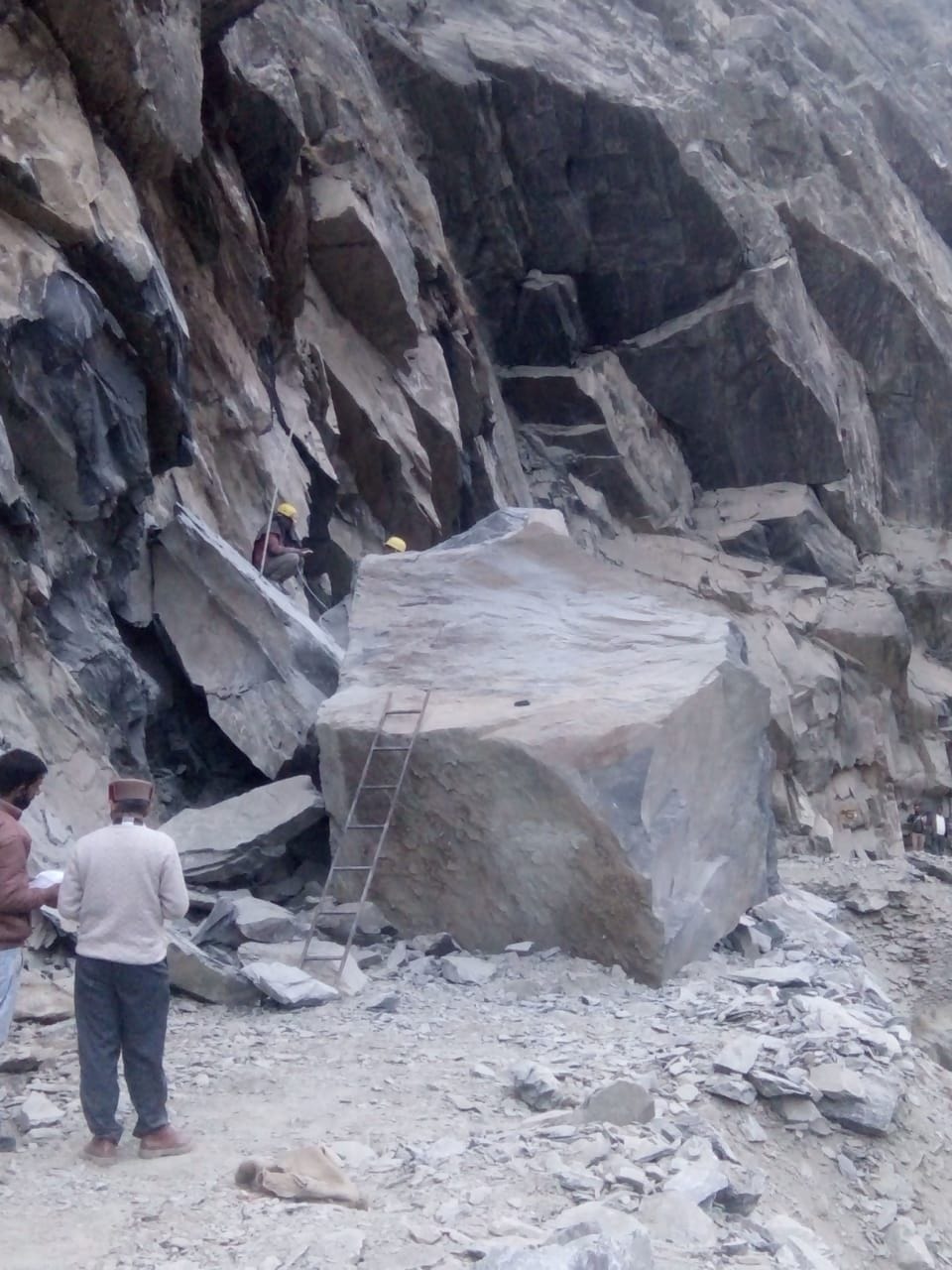 chamba holi road closed due to blasting