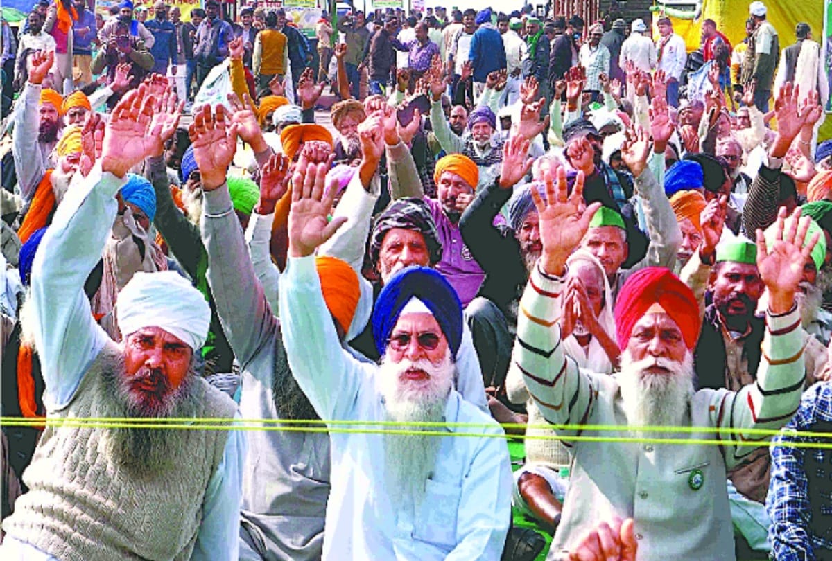 Farmers caught half a dozen suspects from up gate