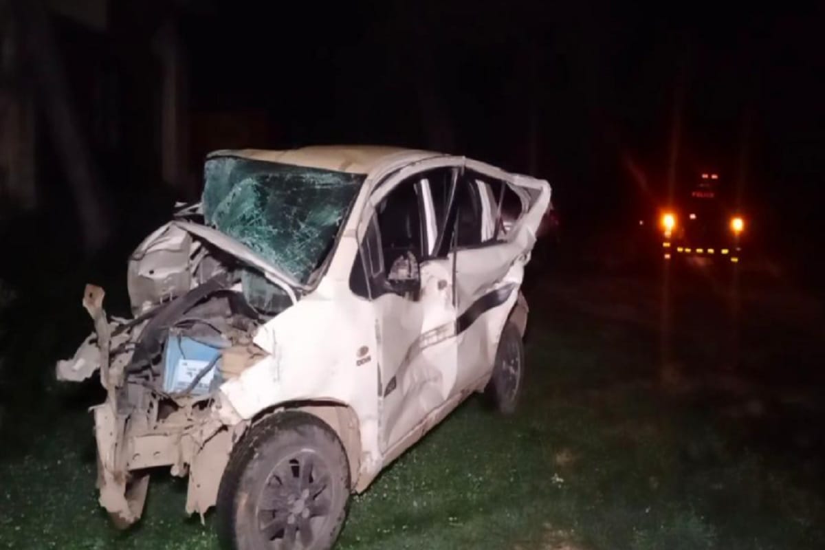 Car accident in Bijnor and three peoples died and see photos