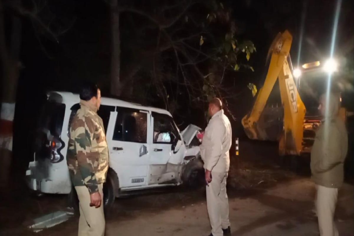 Car accident in Bijnor and three peoples died and see photos