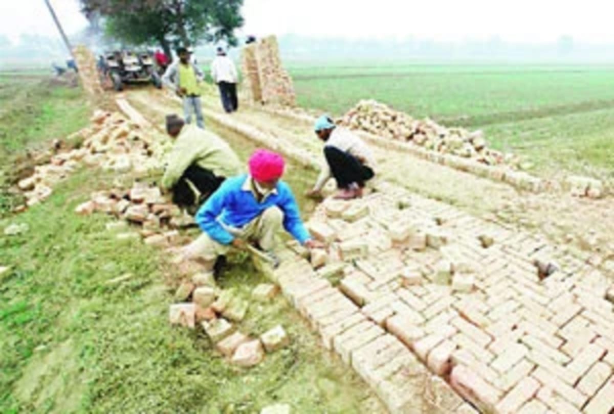 Women Degree College in Dasna not ready even after seven years
