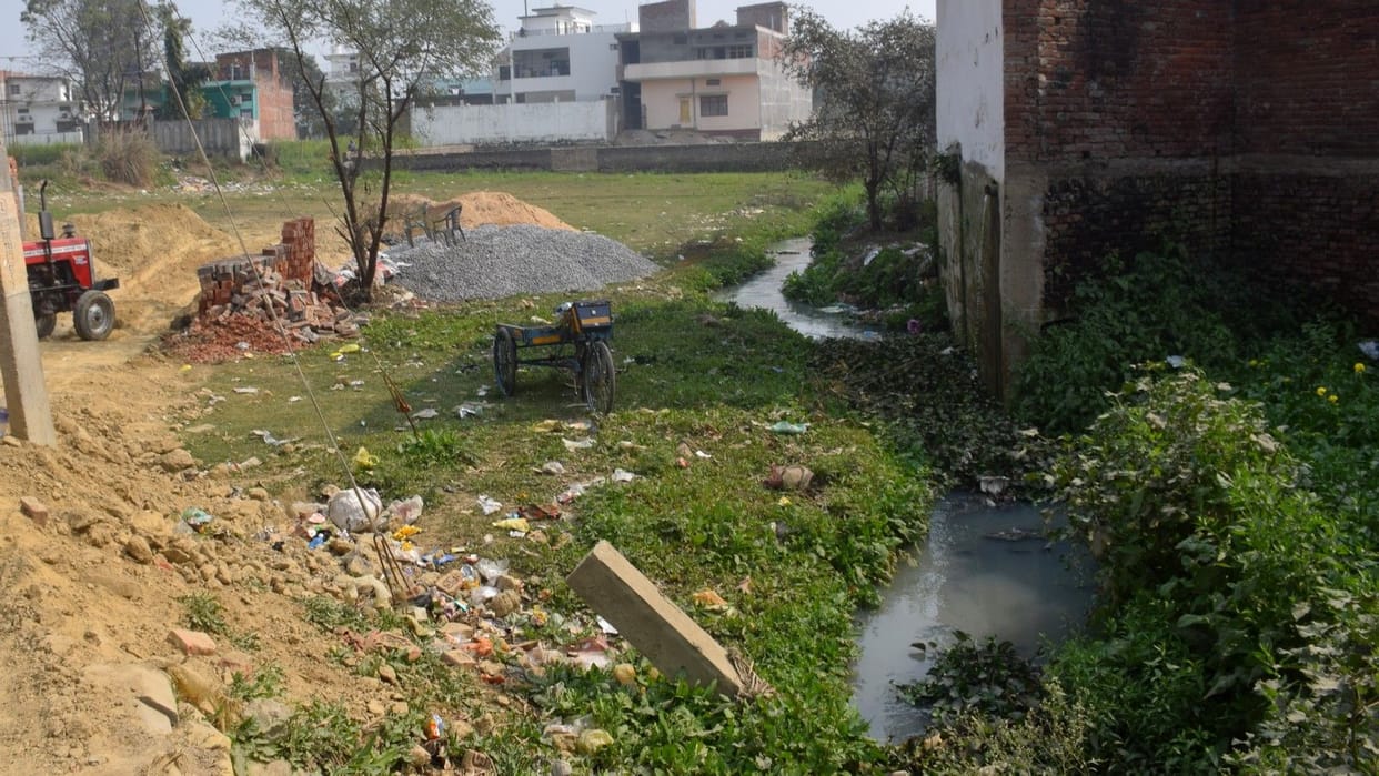 Bageshwar Nagar Colony turns into Pokhari in the rainy season