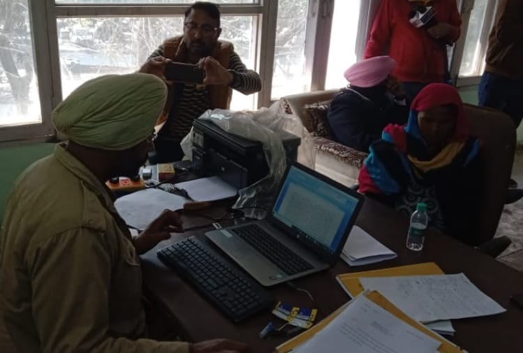 Mohali Nagar Nigam Election 2021 News: Husband of BJP candidate commits suicide