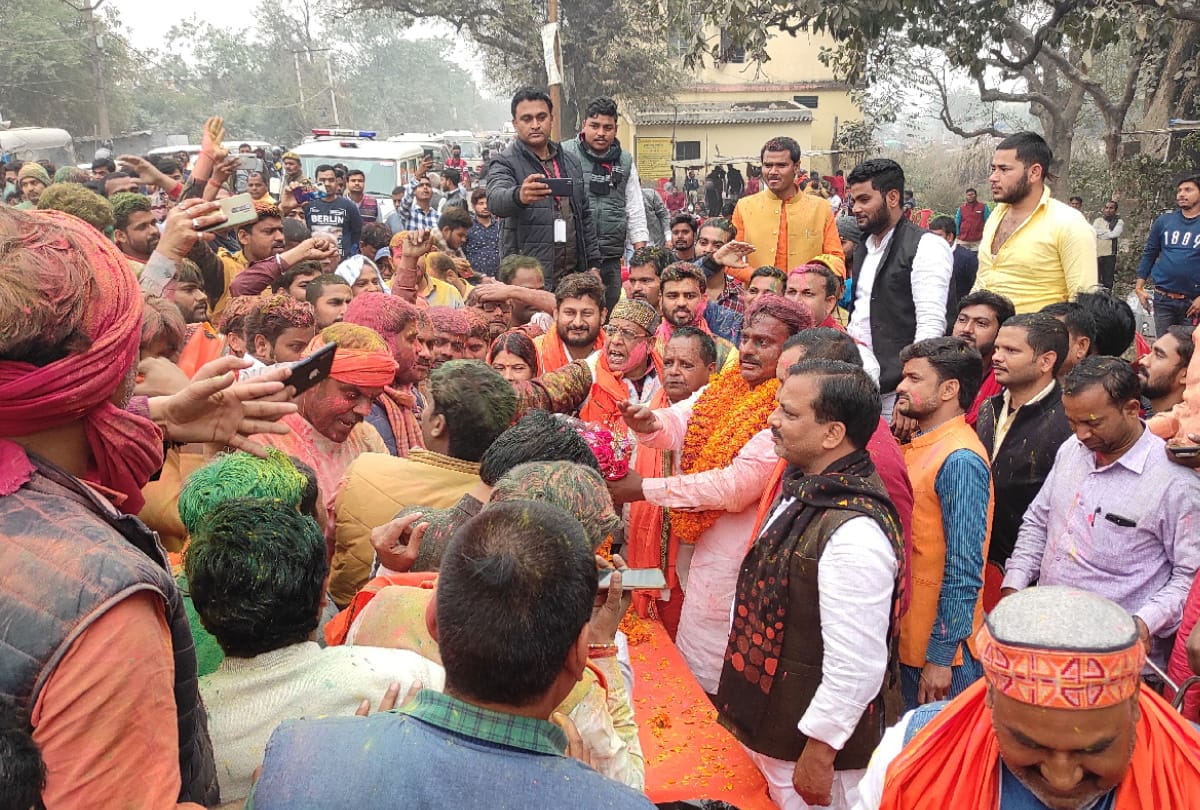 BJP Shyam Sundar Verma wins again after Khalilabad chairman post revamped on court order