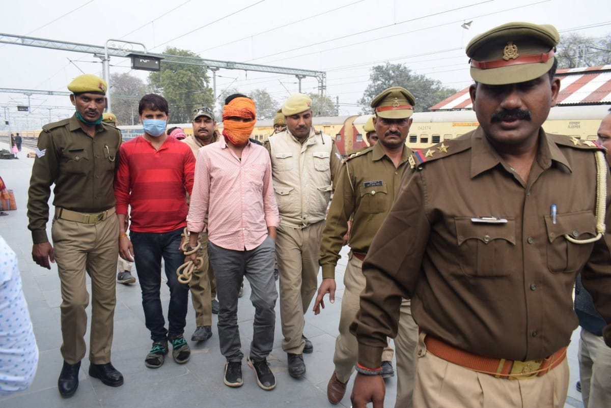 Samajwadi party leader murder: police exposed neighbor wanted to murder, accused wanted to avenge vengeance that happened a year and a half ago 