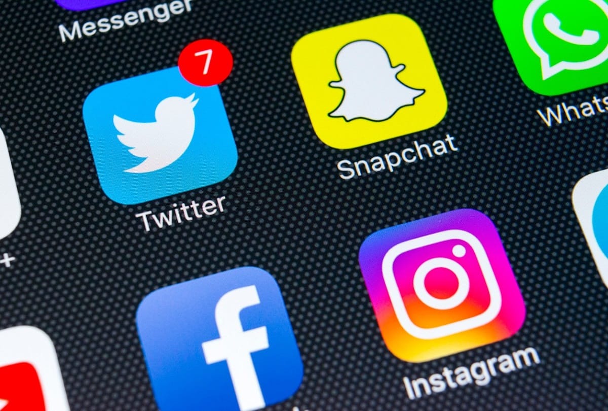 Uttarakhand Elections 2022: Election Commission will also keep an eye on leaders Activity on social media