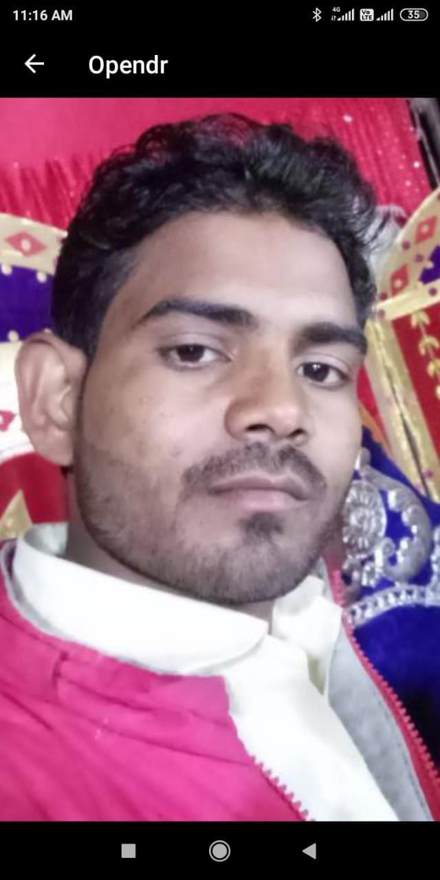 chalak ki chaku se god ker hatya