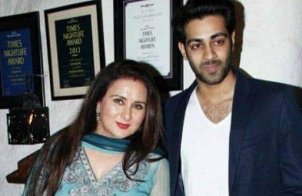 Mahesh Manjrekar directs son Satya Manjrekar in 1962: The War in the Hills