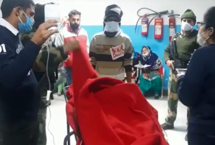 BSF shot smuggler at Border in Amritsar of Punjab 