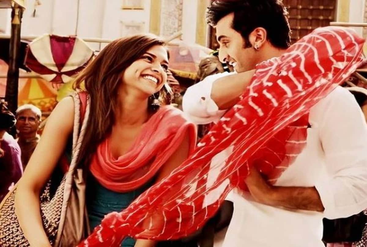 Valentine's week 2021: Bollywood scenes that redefined romantic proposals