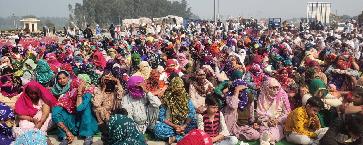 Women encouraged farmers with folk songs at Baddowal toll
