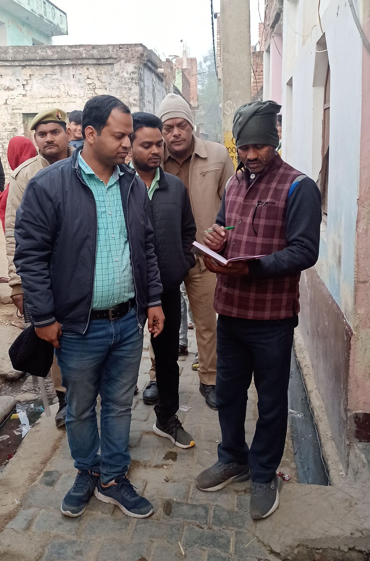 fir on 24 for stealing electricity