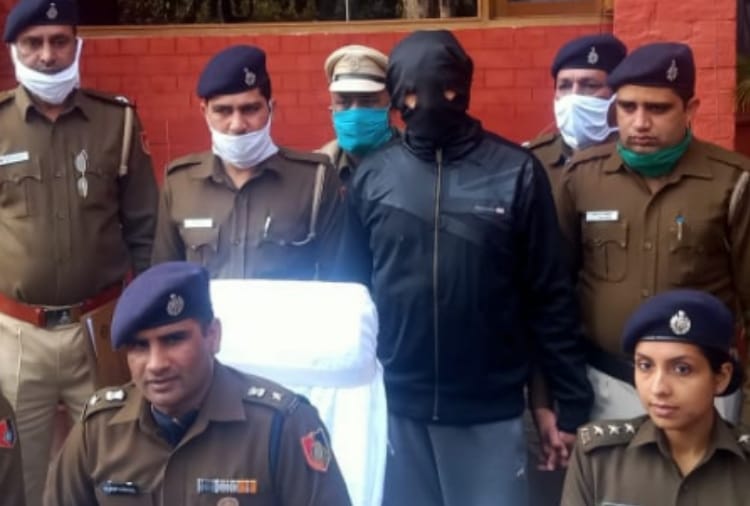 Chandigarh : Loot in bank by showing toy pistol