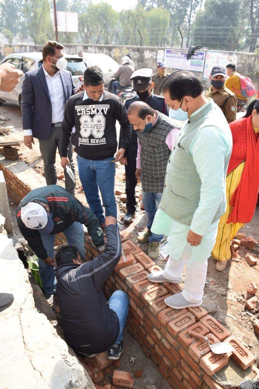 Inspection of motor road under construction in Pritnagar