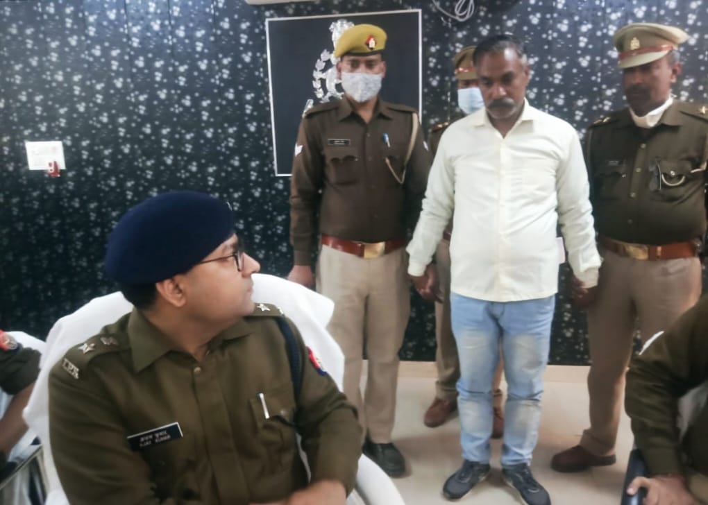 crime,police,social media,comment on social site,arrest