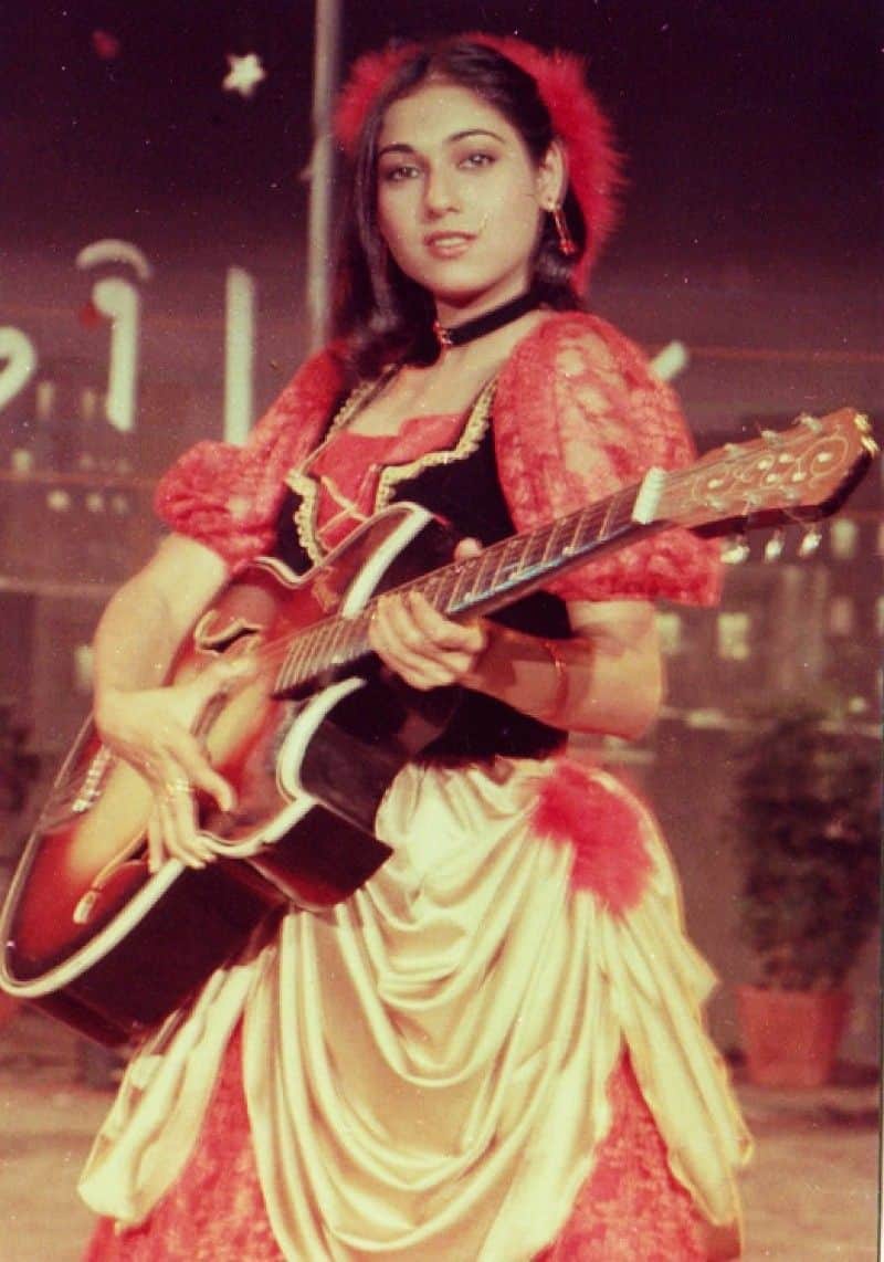 Before Marrying into the Ambani house, Actress Tina gave these popular movies