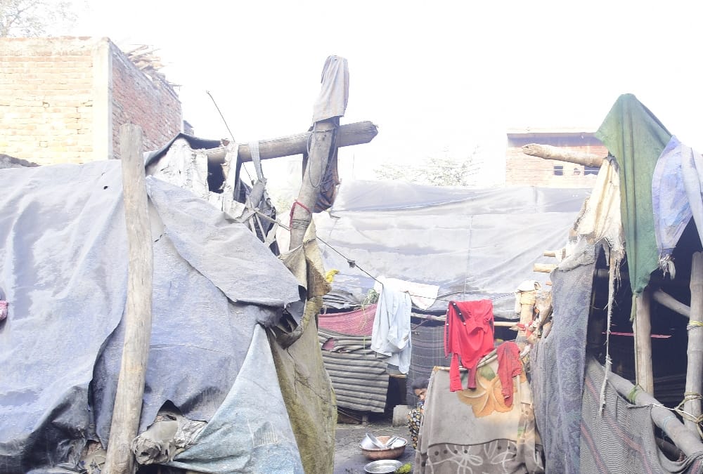 There is a special network of beggars across the state, no one goes arbitrarily, duty is imposed