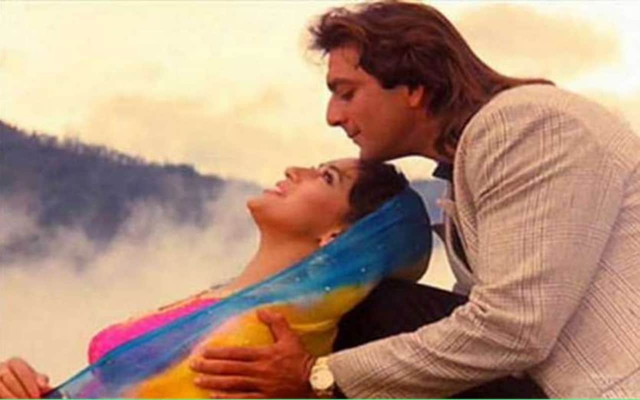 Madhuri Dixit had to sign no pregnancy clause due to affair with Sanjay Dutt