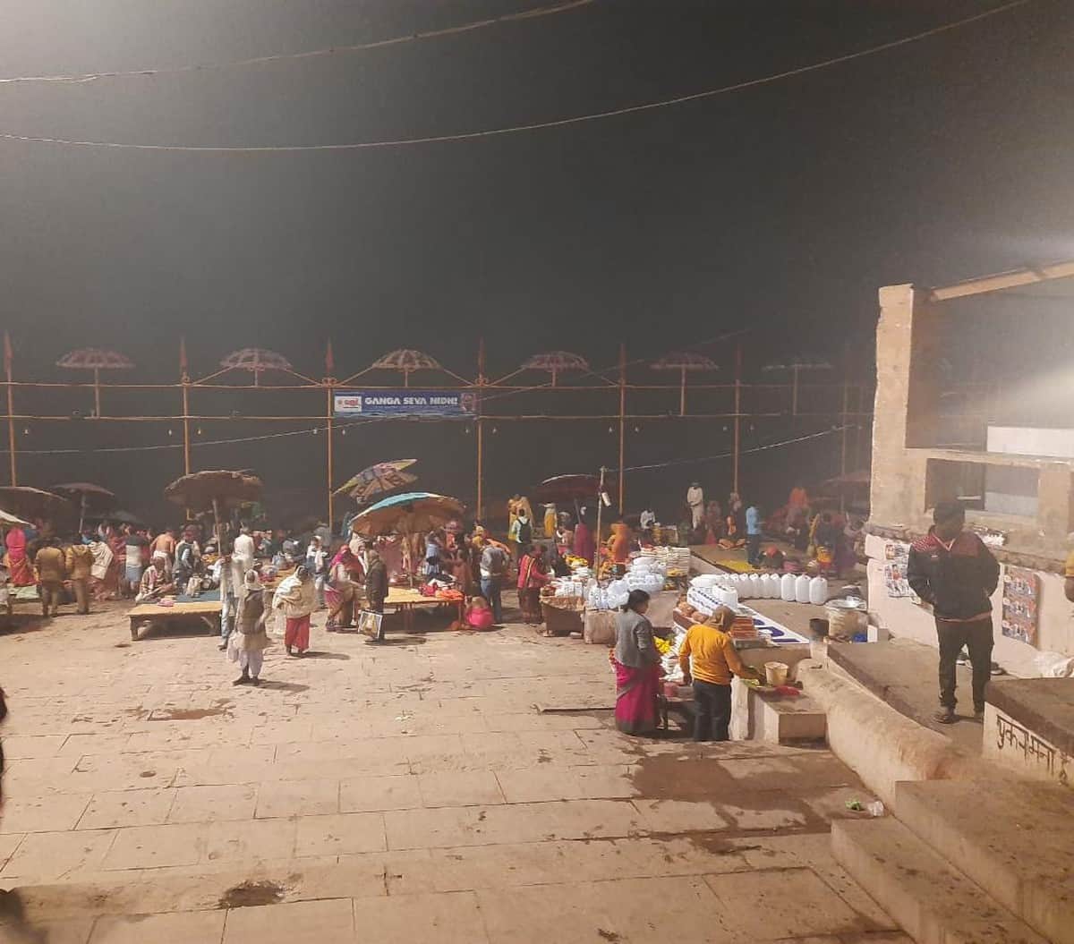 crowd of devotees thronged ghats take dip in Ganga on Mauni Amavasya Varanasi