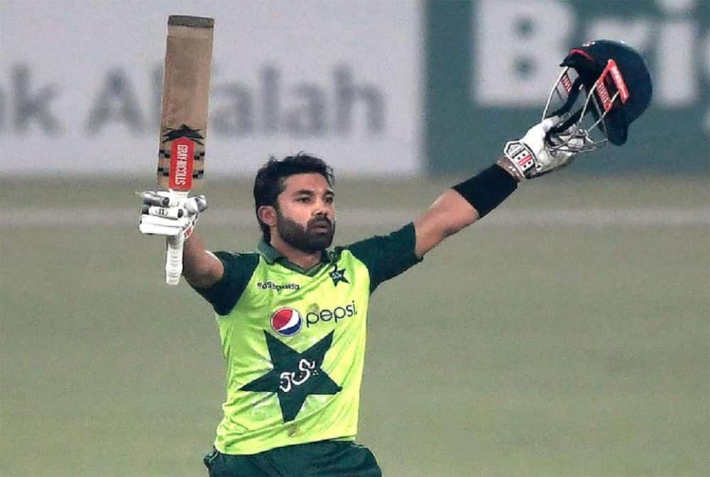 pakistan vs south africa: debate on number one wicketkeeper of pakistan aamir, sarfaraz, and hafeez on twitter