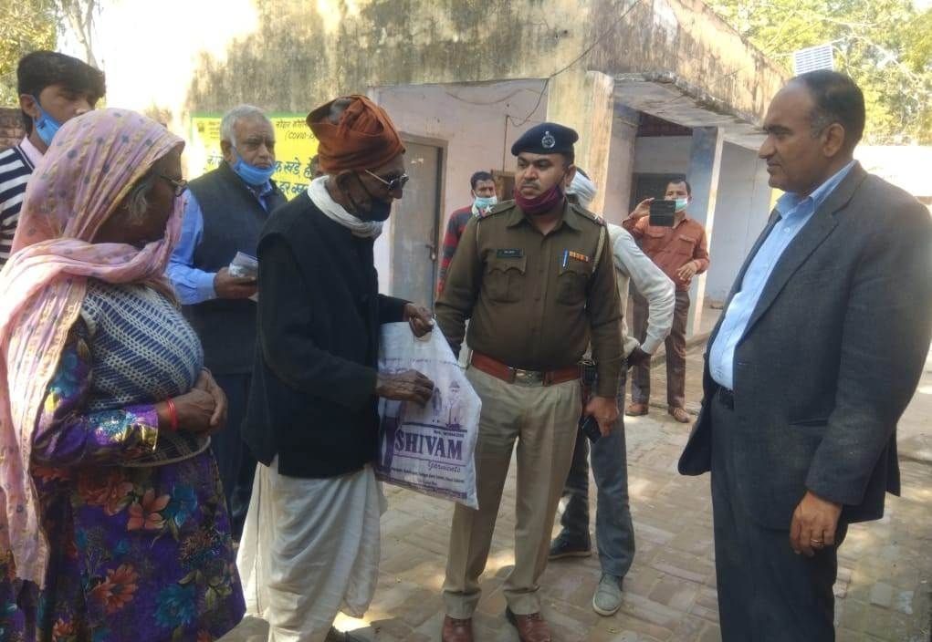 Token issued for registry, Tehsildar did not arrive, DC reprimands