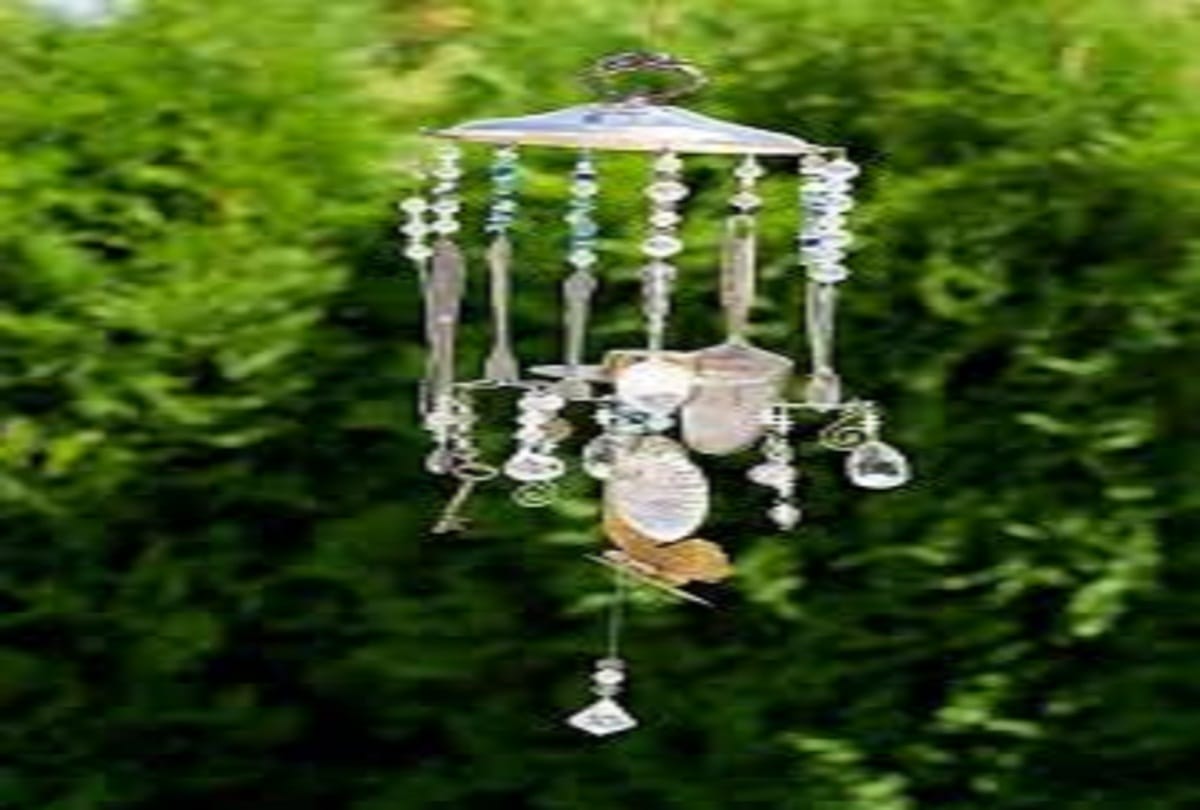 Fengshui Vastu shastra Keeping these things in mind applying wind chime in the house increases luck