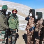 भारतीय सेना और चीनी पीएलए के सैनिक