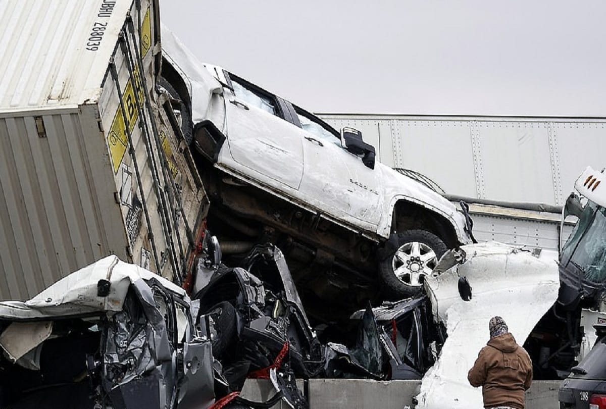 Five people are dead and many more have been injured in the crash in Texas, America