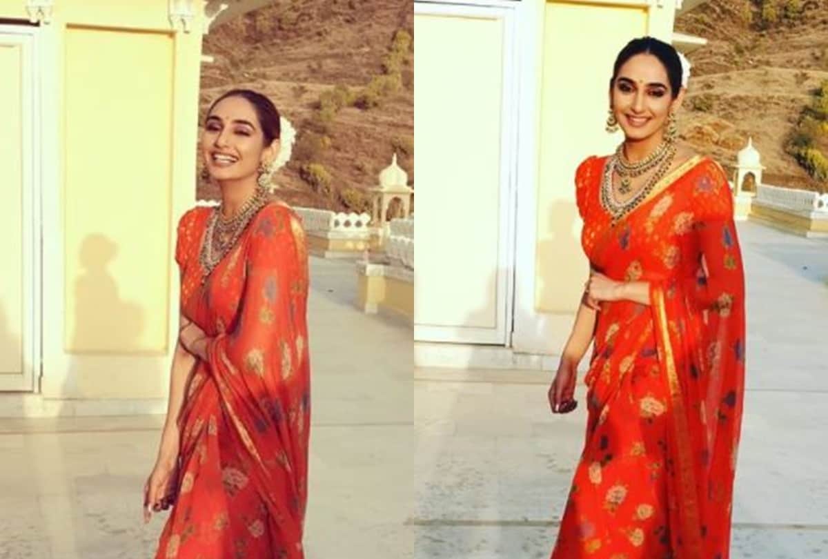 Kannada Actress Ragini Diwedi breaks down during Instagram Live session see video