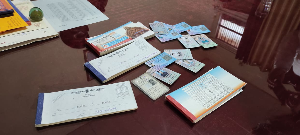 GST theft of crores by creating fake companies by opening accounts in bank on fake documents