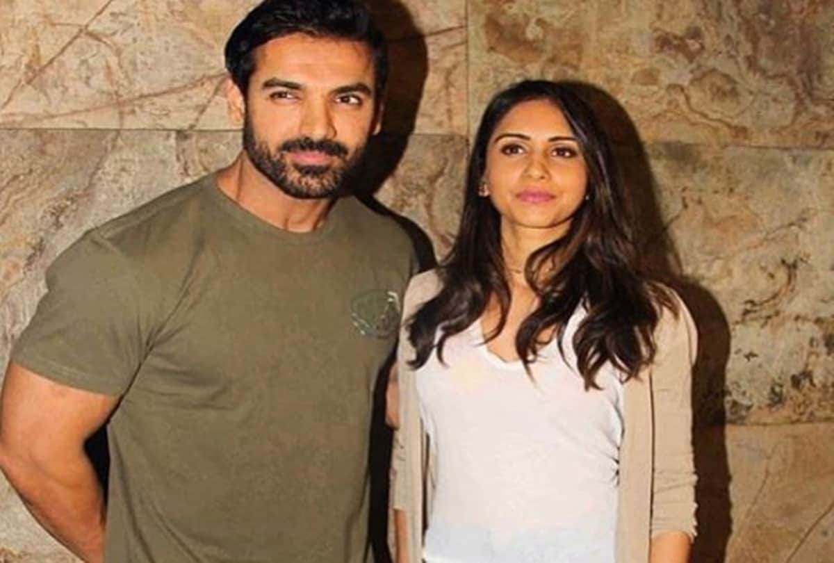 Which Bollywood Celebrities Married Secretly And Shocked Their Fans