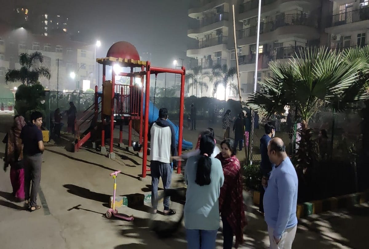 Earthquake Today in Delhi NCR News: Earthquake tremors felt across North India including Delhi-NCR