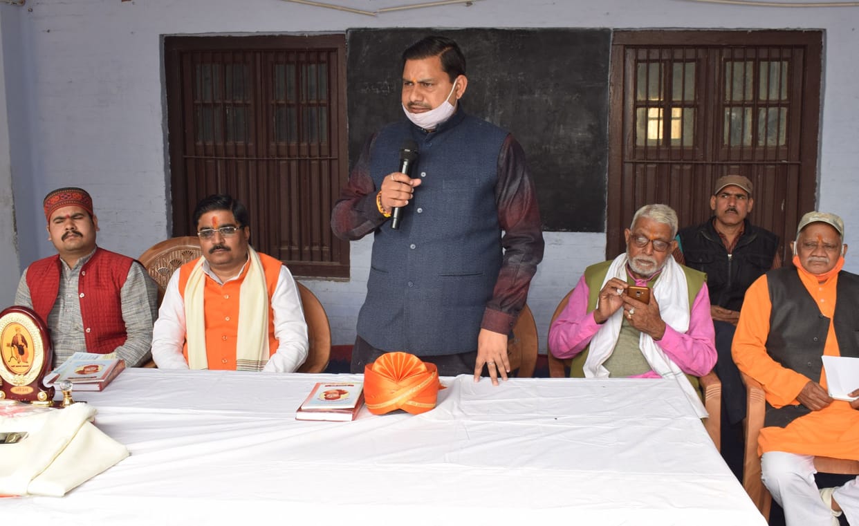 Pledge to surrender to the nation: Alok