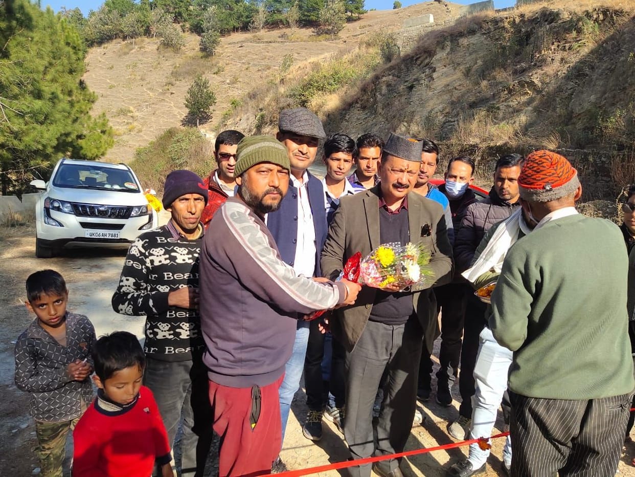 New Road in Ranikhet