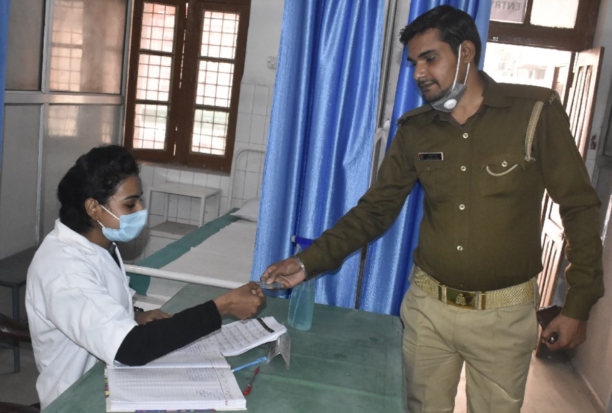 Only 2554 frontline workers replaced vaccines in place of 6062 at Gorakhpur