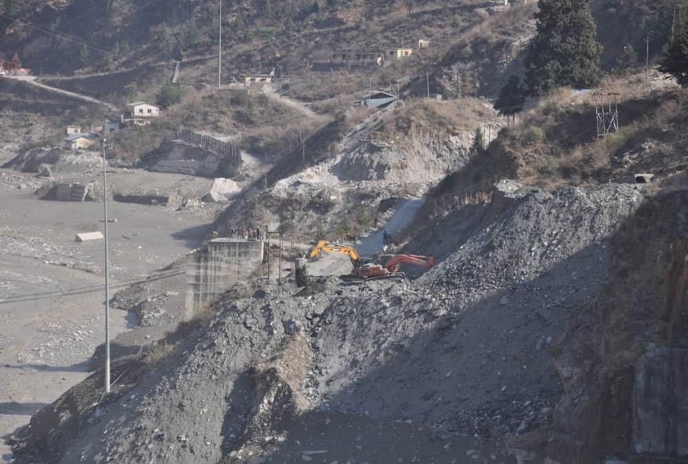 uttarakhand chamoli news : Unscientific cutting of hills destroying balance