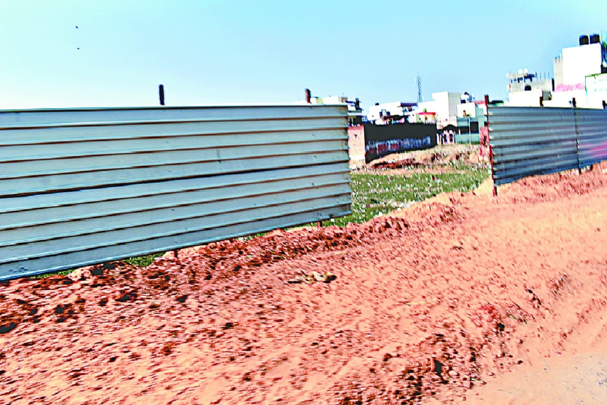 Purchased land worth 20 crores from Deputy Commissioner Industries during the Corona period
