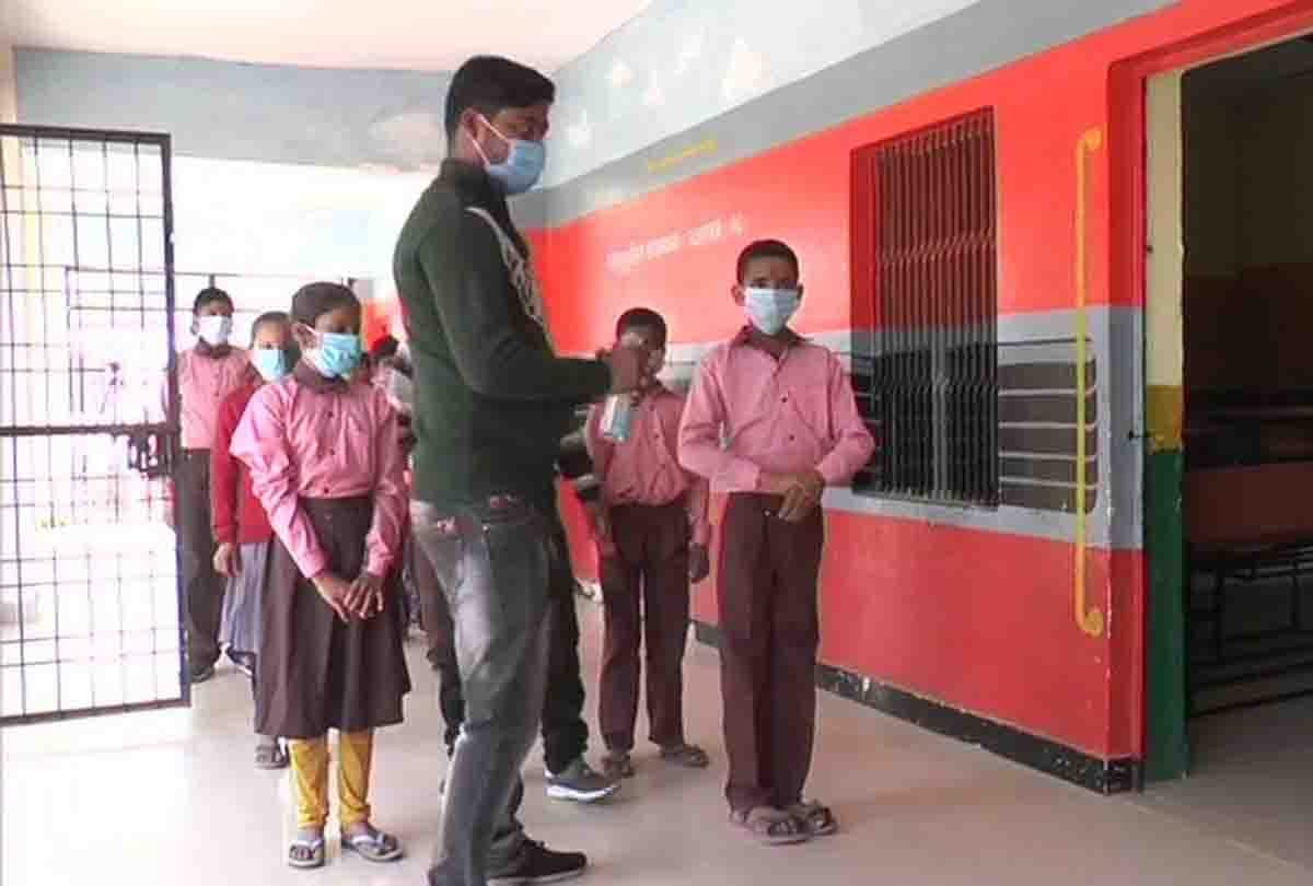 UP: What's special in this school of Kanpur, which Railway Minister Piyush Goyal made this tweet