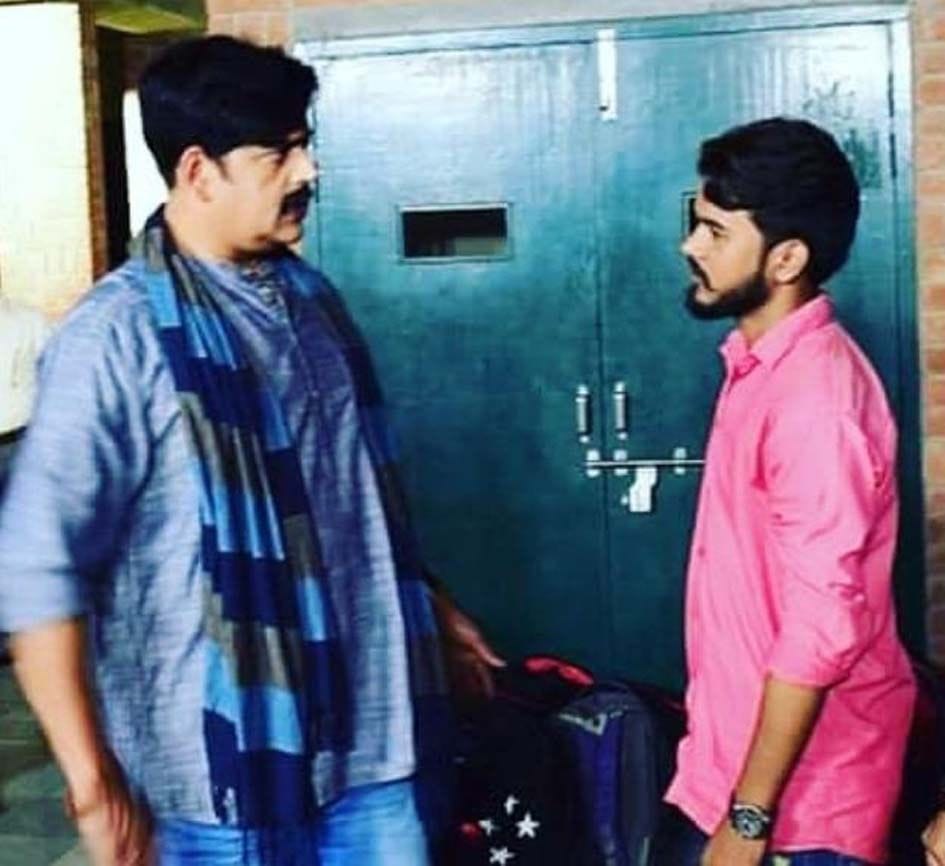 shrrgaal  philm se baaleevud mein hunar dikhaenge ajay