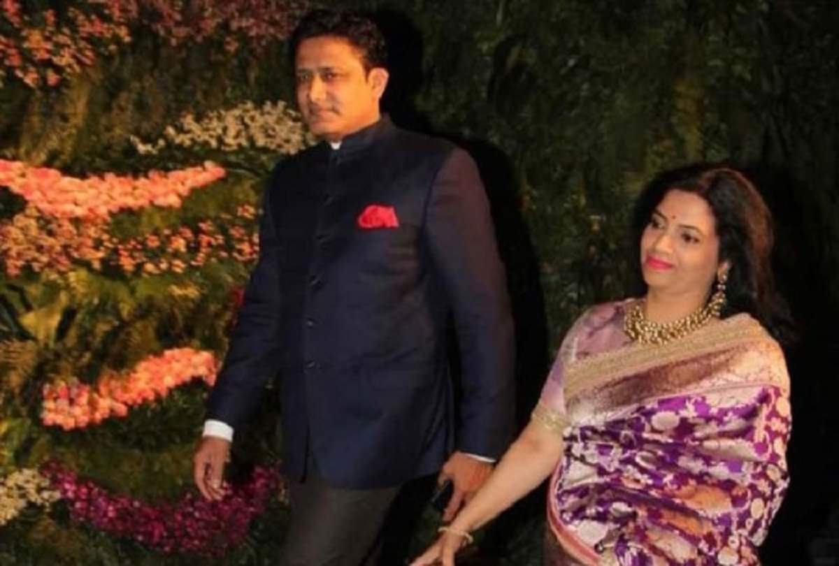 valentine day special: these cricketers who married with divorced and aged women