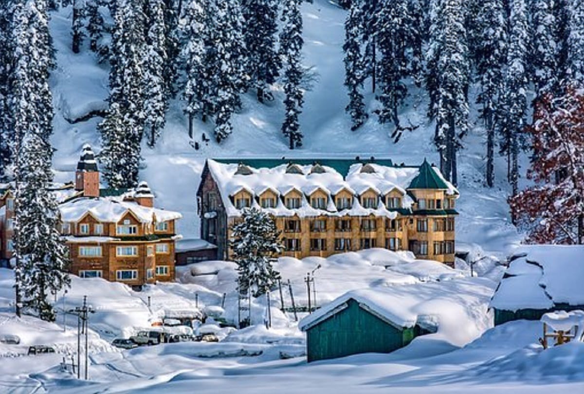 best tourist places in srinagar for summer